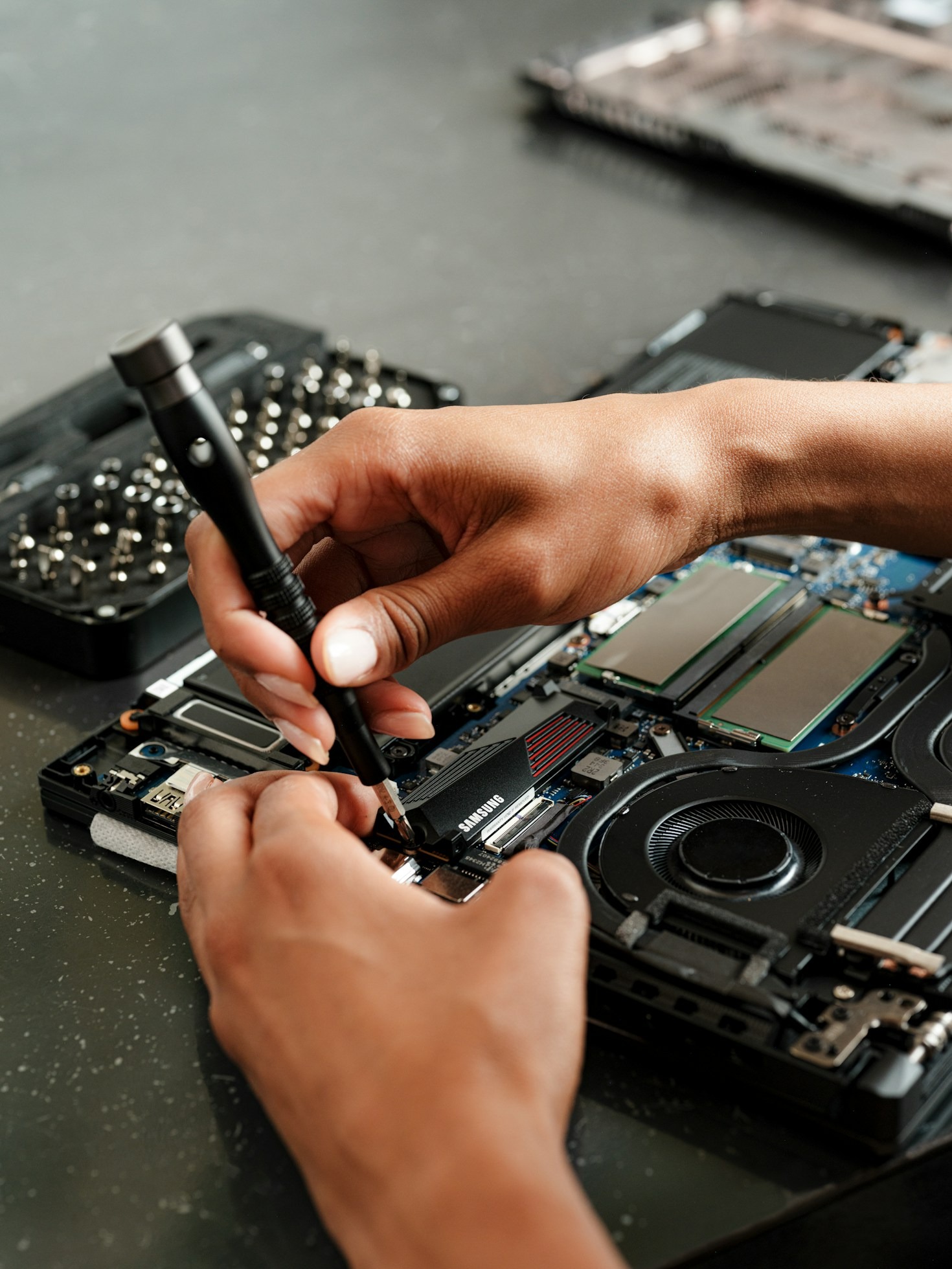 Como a Tecnologia Moderna Transforma a Assistência Técnica